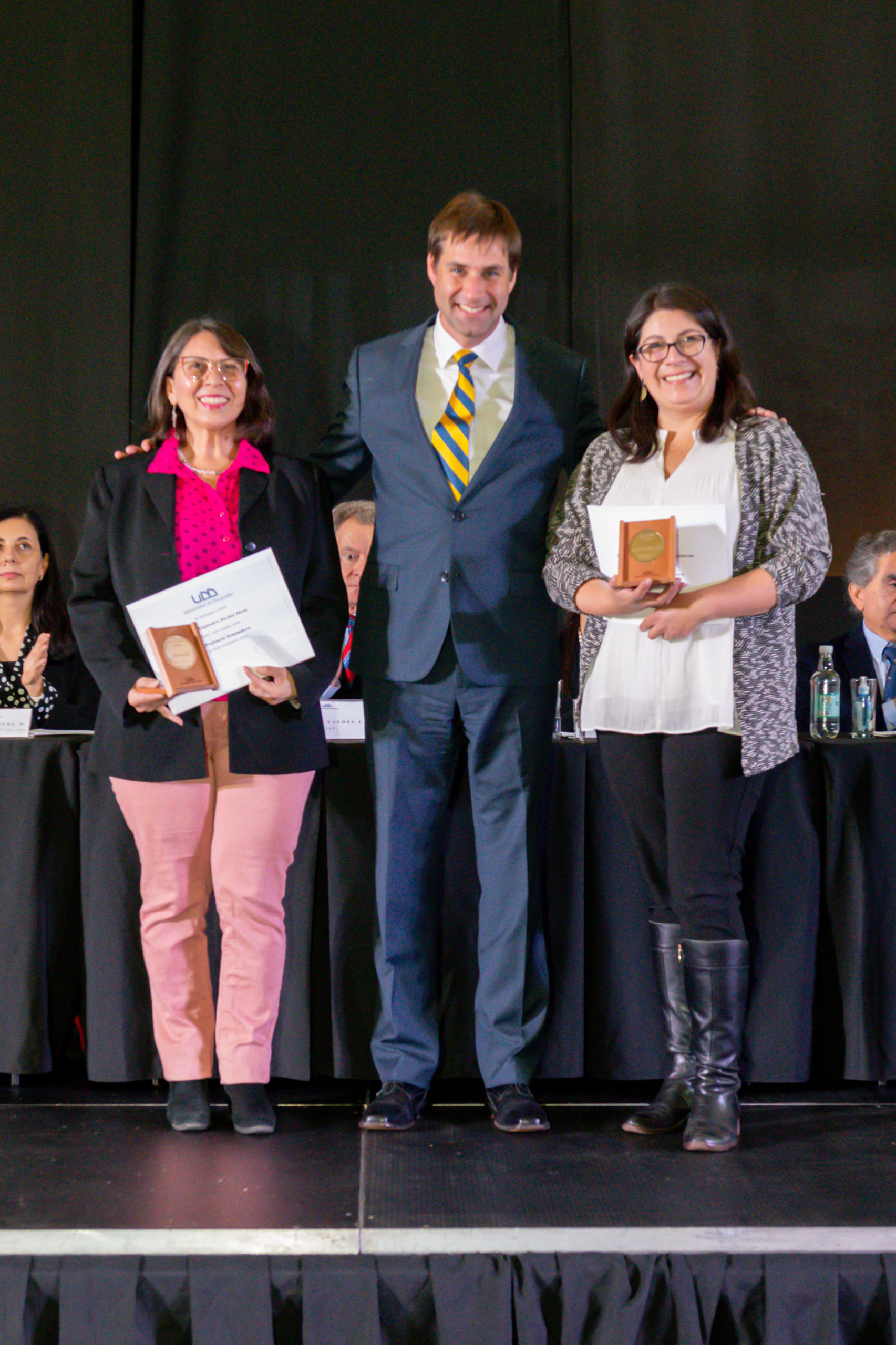 Ceremonia de Premiación de Mejores Profesores 2022 – Centro de ...